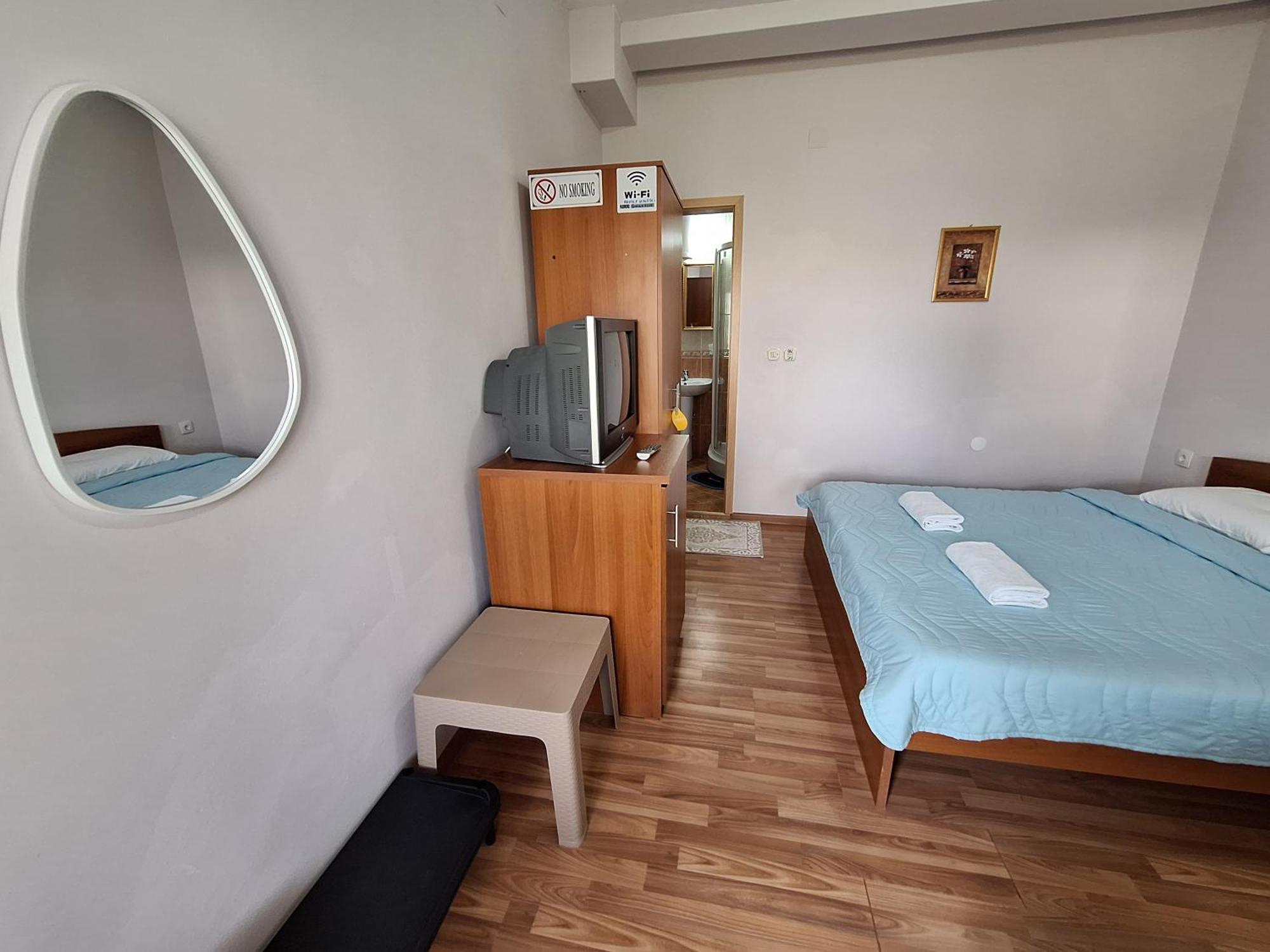 Oleg Apartment